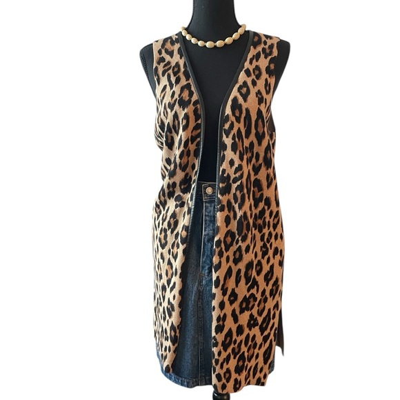 Chico’s Faux Leather Trim Longline Cardigan Vest Size 1 100% Cotton Animal Print - Picture 2 of 8